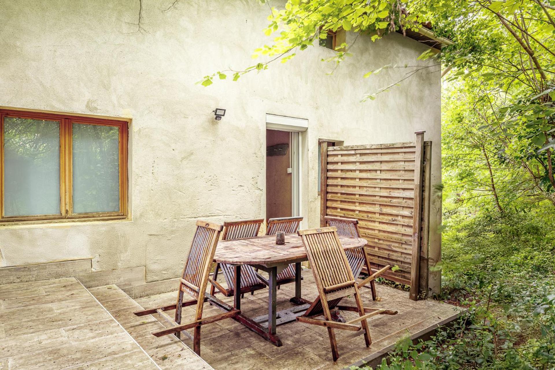 Gite Zen Dans Les Bois Blesignac Exterior foto
